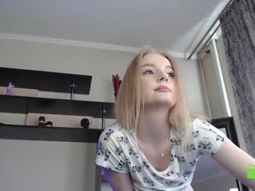 webcam girl adrykilly today image #1371219