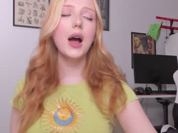 webcam girl lil_pumpkinpie today image #1508932