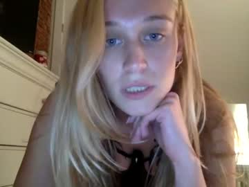webcam girl daddyslittleangels_ today image #219662