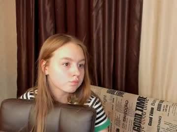 webcam girl charlenemine today image #3262492