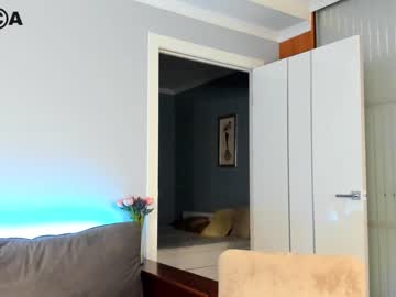 webcam girl mia_devill today image #3510287