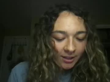 webcam girl luvrgurl2 today image #4022573