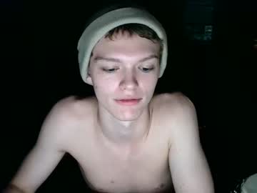 webcam man fezlynxx today image #3958939
