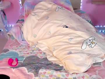 webcam girl little_effy18 today image #2654445