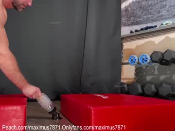 webcam man maximus_787 today image #183230