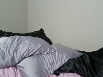webcam girl milkywhiiite today image #2371221