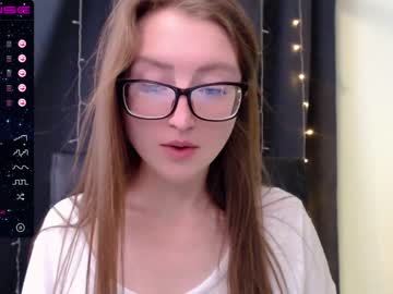 webcam girl kailaroset today image #1715373