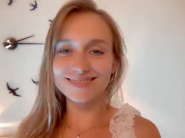 webcam girl 01claudia today image #1233690