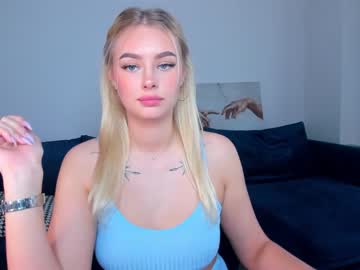 webcam girl 8a8y_nura today image #2060276