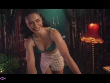 webcam girl lucieoude_ today image #1964573