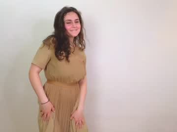 webcam girl julianaheaps today image #4007091