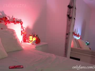 webcam girl ezra today image #261604