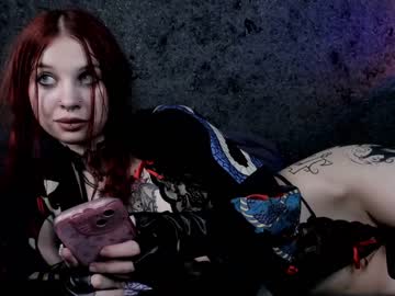 webcam girl maaarynip today image #2544169