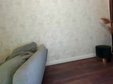 webcam girl ehotlovea today image #2106705