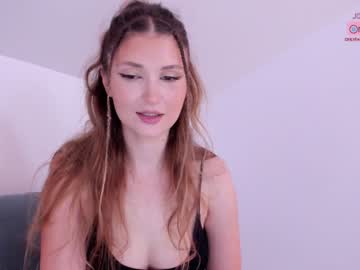 webcam girl aalliyahh today image #2402385