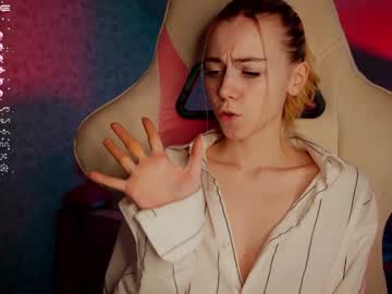 webcam girl emelywood_ today image #3542988