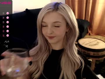 webcam girl xoberry today image #268949