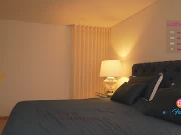 webcam girl emma_lu1 today image #2481613