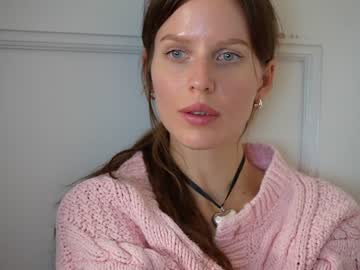 webcam girl ellaa91 today image #2944369