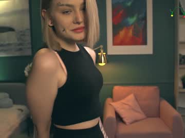 webcam girl sophiastorm today image #887080