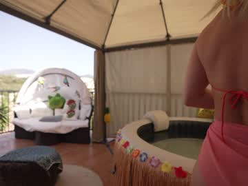 webcam girl hannahjames710 today image #1981700