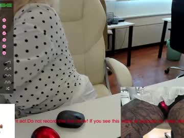 webcam couple milf_viktoria today image #453330