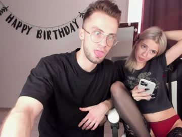 webcam couple dominant_family today image #1444077