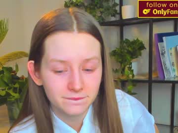 webcam girl toxl today image #1345880