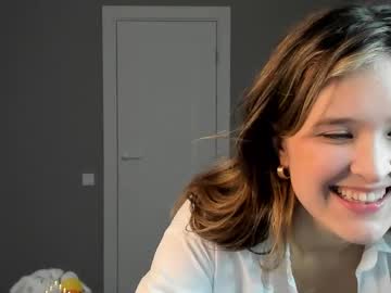 Cam for shy_leslye