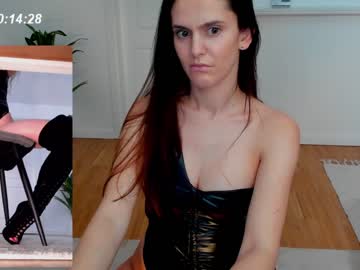 webcam girl wh4thefuck today image #3470186