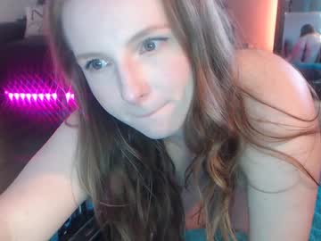 webcam girl skyewatson today image #1705701