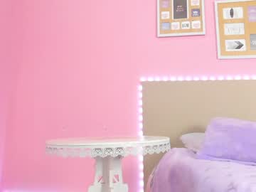 webcam girl little_effy18 today image #3061511