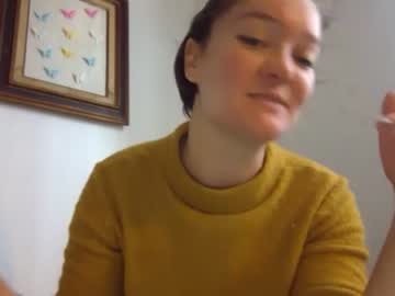 webcam girl hey_emmy today image #1015259