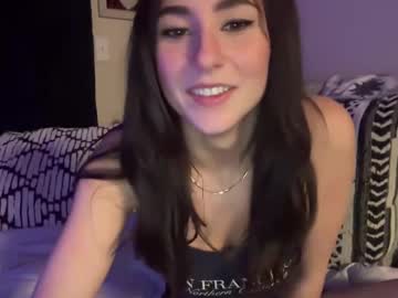 webcam girl peachyflowers today image #4070953