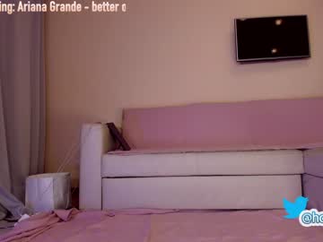 webcam girl hollyextra today image #2641046