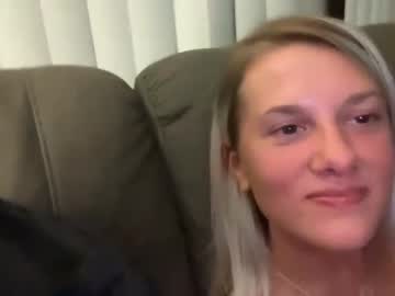 webcam couple fuckpony123 today image #2383182