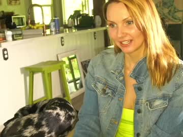 webcam girl kaileeshy today image #2088003