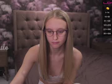 webcam girl angeellina today image #628700