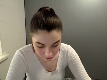 webcam girl tellamaid_ today image #3847131