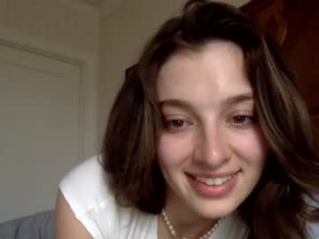 webcam girl scarlettebabygurl today image #3938528