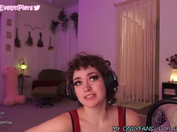 webcam girl evelynpiers today image #2690978