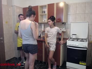 webcam couple iuliana32 today image #408459