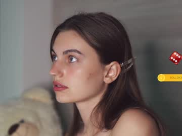 webcam girl hoolybunny today image #2098954