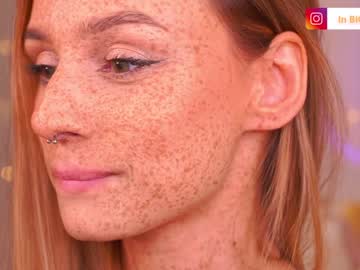 webcam girl artease today image #3283350