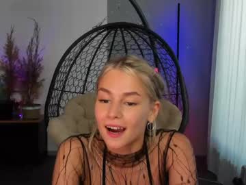 webcam girl notenoughtips today image #4022002