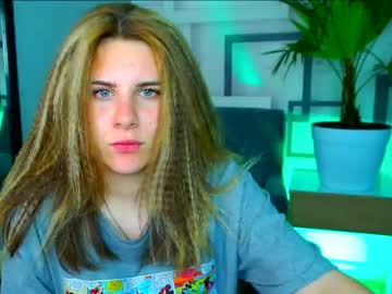 webcam girl emma_modell today image #1642228