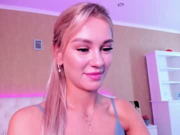 webcam girl molly_candy1 today image #1931125