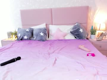 webcam girl stella_francess today image #2297909