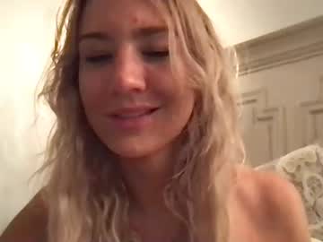 webcam girl reauski today image #357792