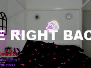 webcam girl violetttflowers today image #1416767